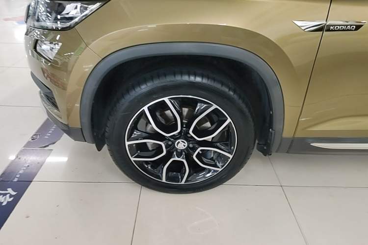 Used Skoda Kodiaq 2018 Restyled TSI330 7-Seater Two-Wheel Drive Luxury Enjoyment Edition Left Front Wheel Hub
