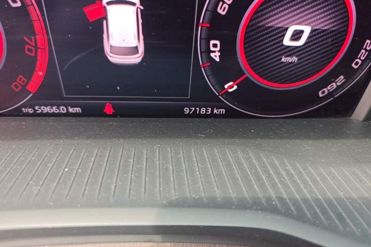 Used Skoda Kodiaq 2018 TSI380 7-Seater Four-Wheel-Drive Flagship Edition Odometer Close Up