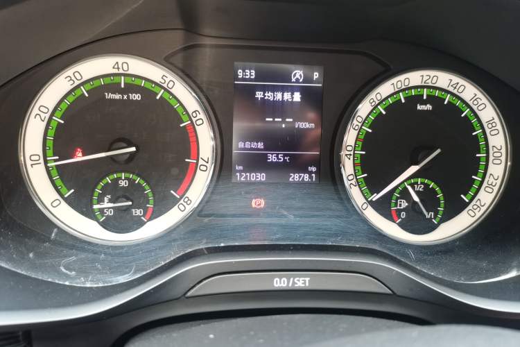 Used Skoda Kodiaq 2018 Facelifted TSI330 5-Seater Two-Wheel-Drive Luxury Enjoyment Edition Odometer Close Up