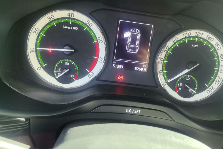 Used Skoda Kodiaq 2018 Restyled TSI330 7-Seater Two-Wheel Drive Luxury Enjoyment Edition Odometer Close Up