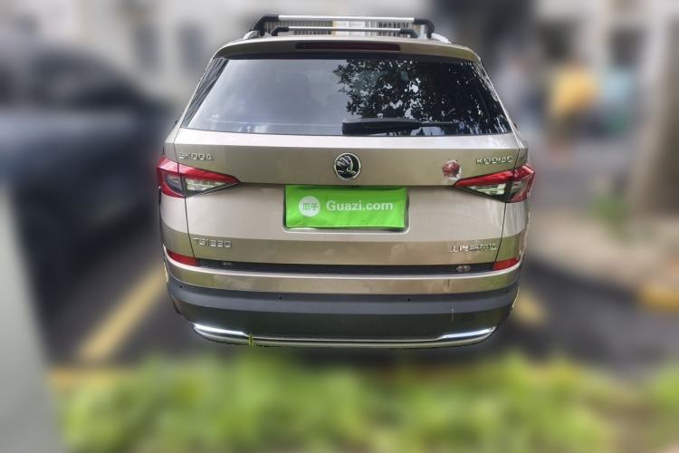 Used Skoda Kodiaq 2018 TSI330 7-Seater Two-Wheel-Drive Luxury Enjoyment Edition Rear