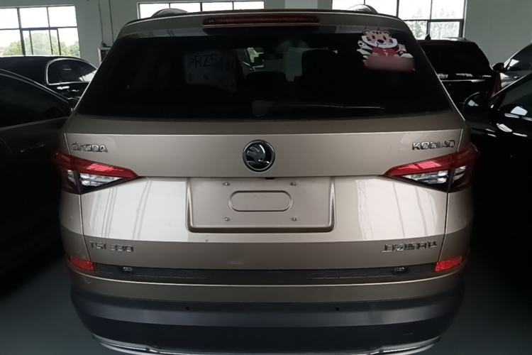 Used Skoda Kodiaq 2018 Facelifted TSI330 5-Seater Two-Wheel-Drive Luxury Enjoyment Edition Rear