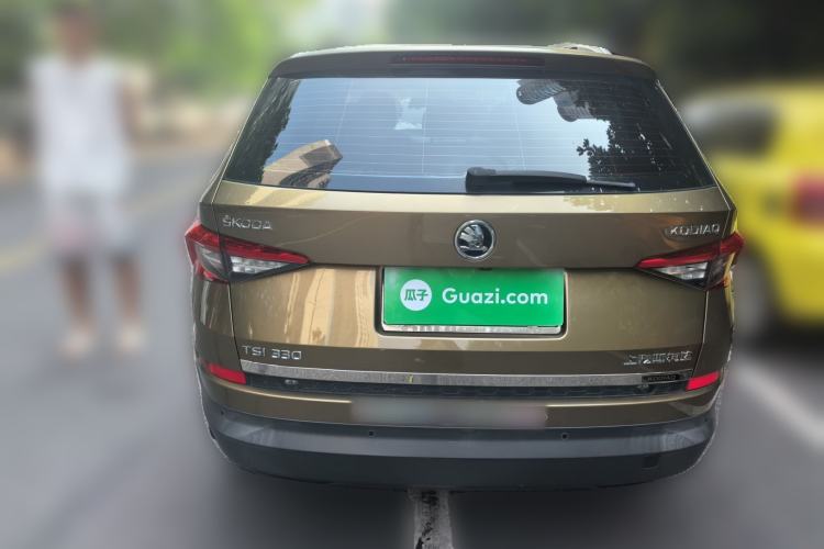 Used Skoda Kodiaq 2018 Facelifted TSI330 5-Seater Two-Wheel-Drive Comfort Edition Rear