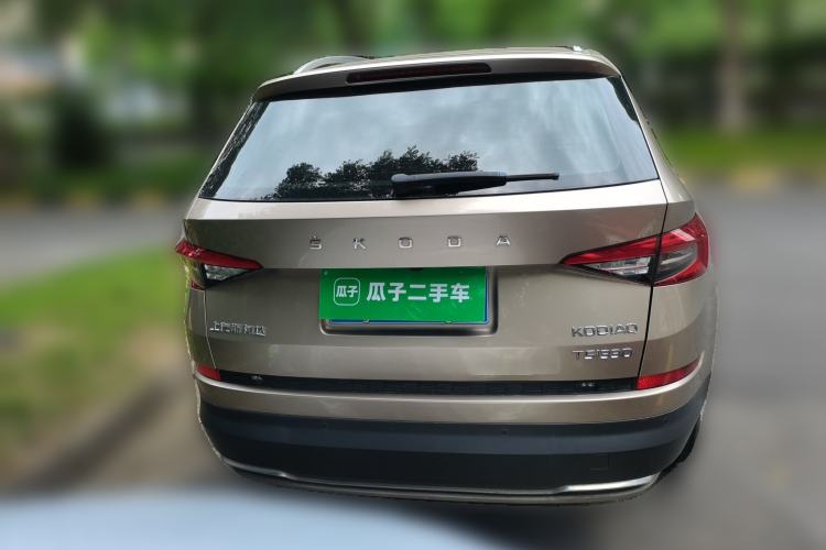 Used Skoda Kodiaq 2018 Facelifted TSI330 5-Seater Two-Wheel-Drive Luxury Enjoyment Edition Rear