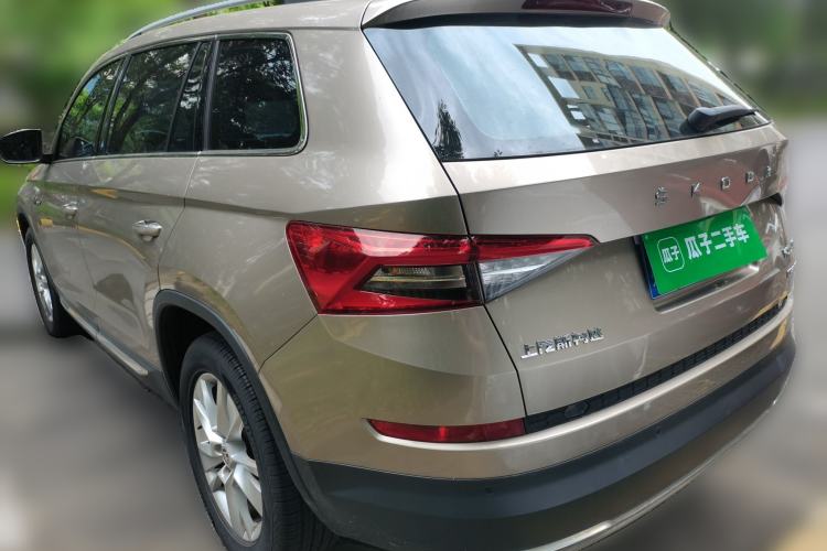 Used Skoda Kodiaq 2018 Facelifted TSI330 5-Seater Two-Wheel-Drive Luxury Enjoyment Edition Rear Left 45 Deg