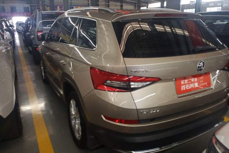 Used Skoda Kodiaq 2018 Facelifted TSI330 5-Seater Two-Wheel-Drive Luxury Enjoyment Edition Rear Left 45 Deg