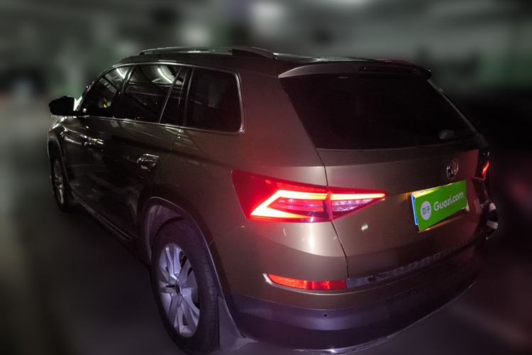 Used Skoda Kodiaq 2018 Facelifted TSI330 5-Seater Two-Wheel-Drive Luxury Enjoyment Edition Rear Left 45 Deg