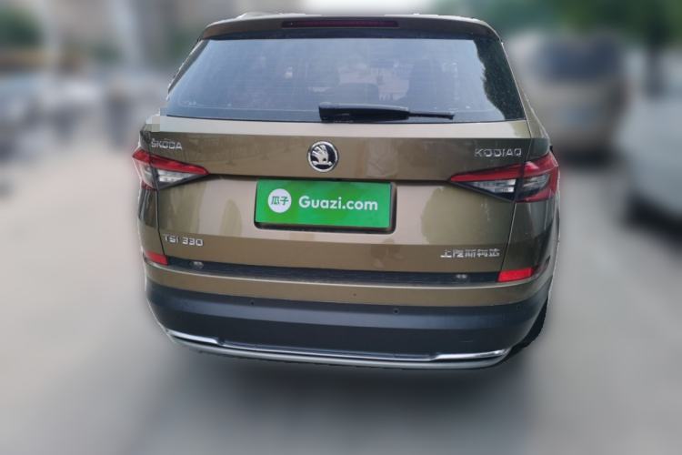 Used Skoda Kodiaq 2018 Facelifted TSI330 5-Seater Two-Wheel-Drive Luxury Enjoyment Edition Rear