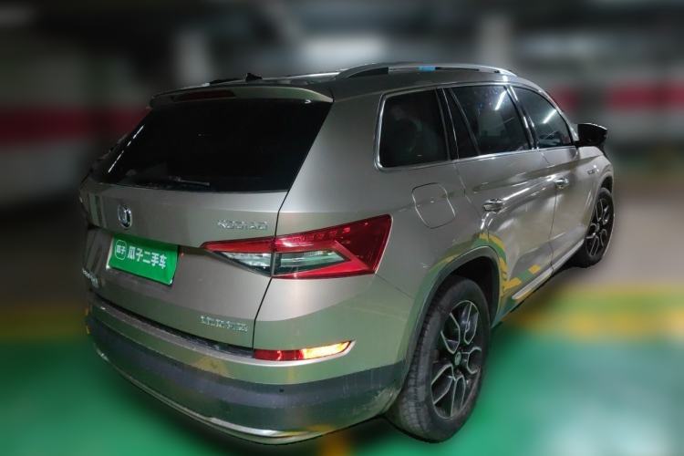 Used Skoda Kodiaq 2018 TSI380 7-Seater Four-Wheel-Drive Flagship Edition Rear Right 45 Deg
