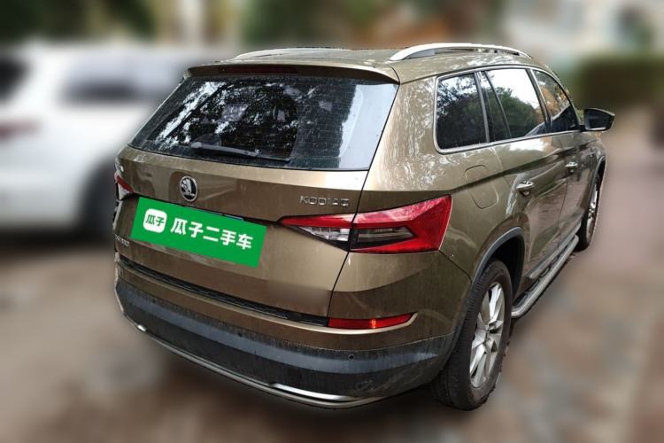 Used Skoda Kodiaq 2018 TSI330 5-Seater Two-Wheel-Drive Luxury Enjoyment Edition Rear Right 45 Deg