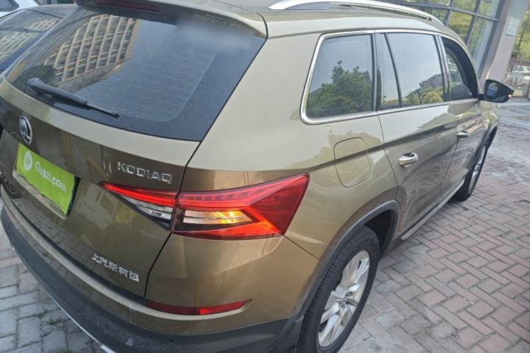 Used Skoda Kodiaq 2018 Restyled TSI330 7-Seater Two-Wheel Drive Luxury Enjoyment Edition Rear Right 45 Deg