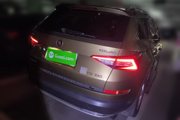 Used Skoda Kodiaq 2018 Facelifted TSI330 5-Seater Two-Wheel-Drive Luxury Enjoyment Edition Rear Right 45 Deg
