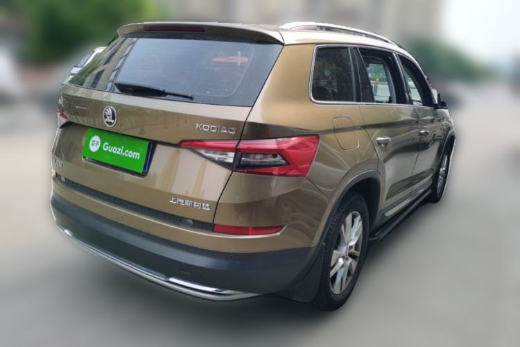 Used Skoda Kodiaq 2018 Facelifted TSI330 5-Seater Two-Wheel-Drive Luxury Enjoyment Edition Rear Right 45 Deg