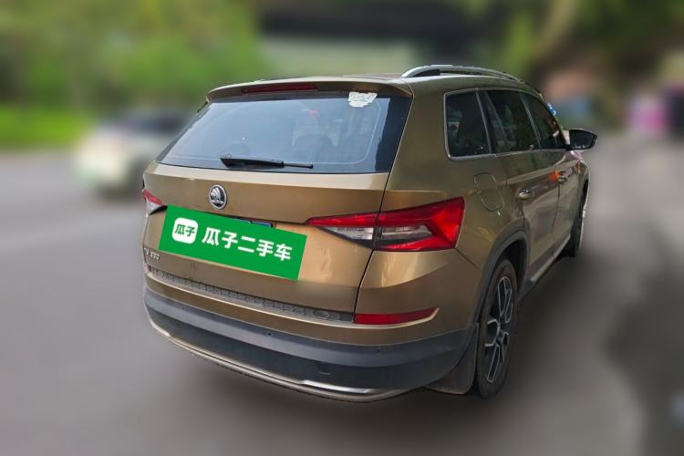 Used Skoda Kodiaq 2018 TSI330 7-Seater Two-Wheel-Drive Luxury Enjoyment Edition Rear Right 45 Deg