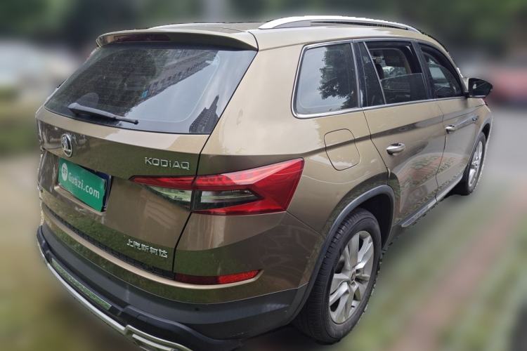 Used Skoda Kodiaq 2018 Facelifted TSI330 5-Seater Two-Wheel-Drive Luxury Enjoyment Edition Rear Right 45 Deg