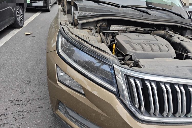 Used Skoda Kodiaq 2018 Restyled TSI330 7-Seater Two-Wheel Drive Luxury Enjoyment Edition Right Front Headlight