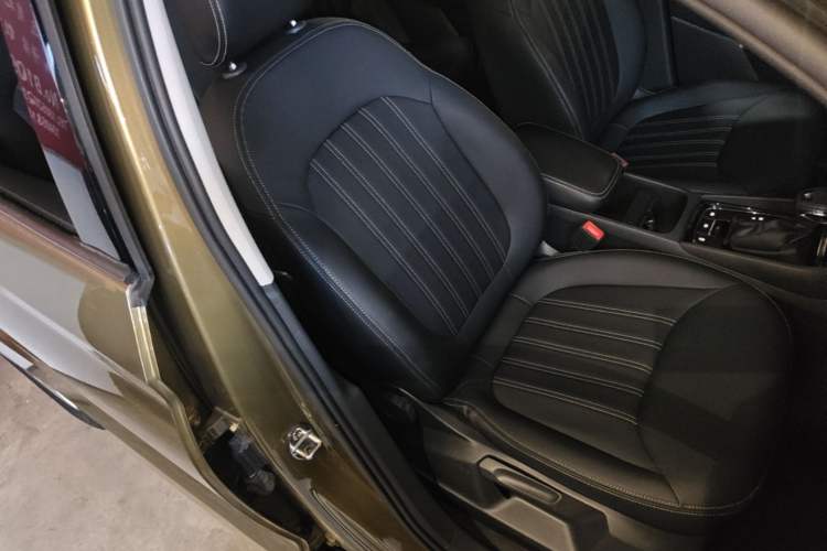 Used Skoda Kodiaq 2018 TSI330 5-Seater Two-Wheel Drive Comfort Edition Right Front Seat