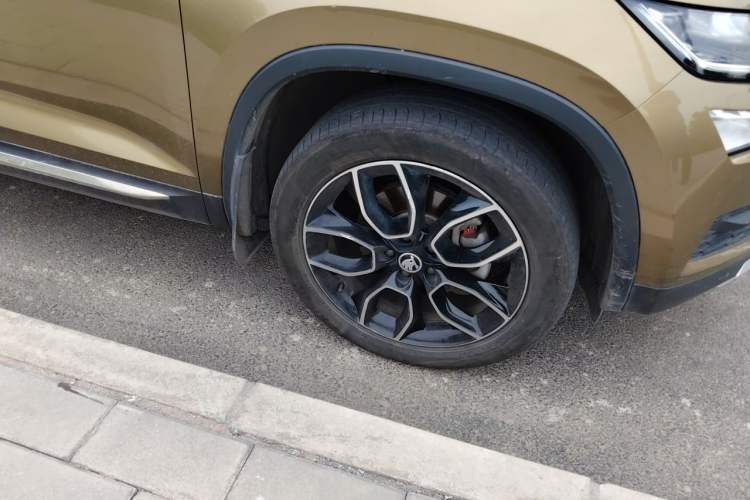 Used Skoda Kodiaq 2018 Restyled TSI330 7-Seater Two-Wheel Drive Luxury Enjoyment Edition Right Front Wheel Hub