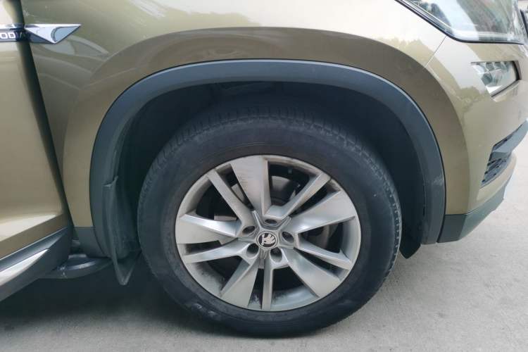 Used Skoda Kodiaq 2018 Facelifted TSI330 5-Seater Two-Wheel-Drive Luxury Enjoyment Edition Right Front Wheel Hub