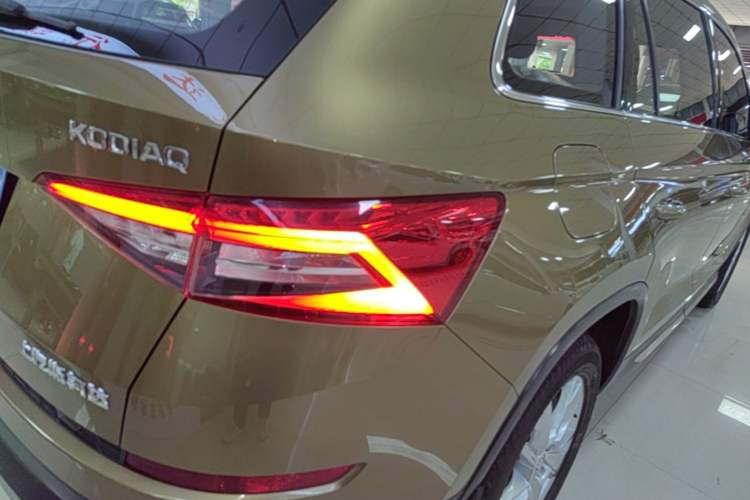 Used Skoda Kodiaq 2018 TSI330 5-Seater Two-Wheel-Drive Luxury Enjoyment Edition Right Rear Taillight