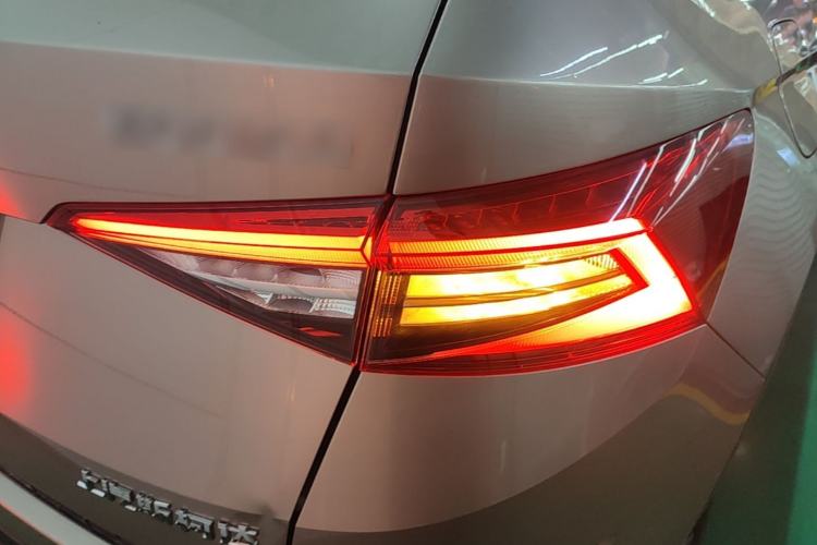 Used Skoda Kodiaq 2018 Restyled TSI330 7-Seater Two-Wheel Drive Luxury Enjoyment Edition Right Rear Taillight