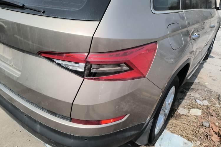 Used Skoda Kodiaq 2018 Facelifted TSI330 5-Seater Two-Wheel-Drive Luxury Enjoyment Edition Right Rear Taillight