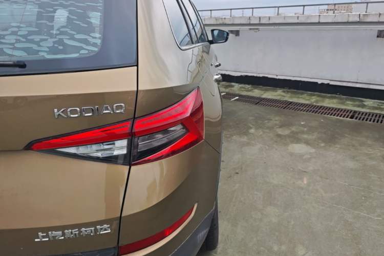 Used Skoda Kodiaq 2018 TSI330 7-Seater Two-Wheel-Drive Luxury Enjoyment Edition Right Rear Taillight