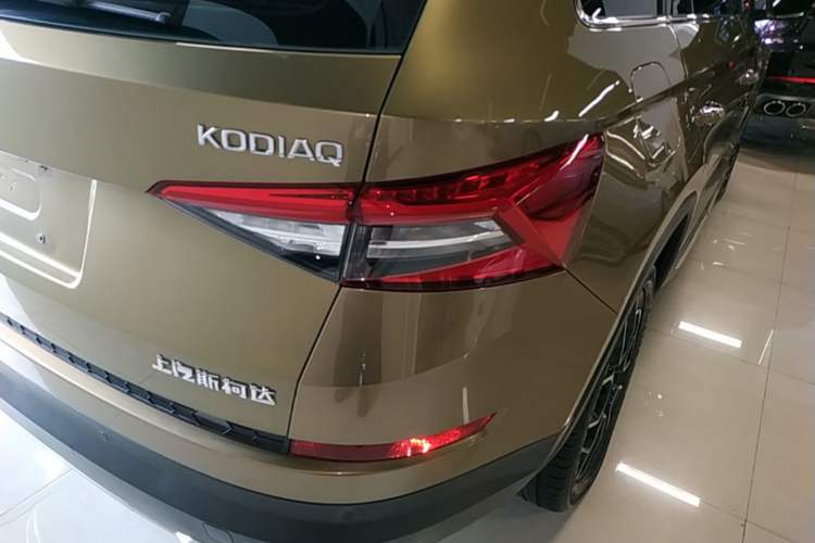 Used Skoda Kodiaq 2018 TSI330 7-Seater Two-Wheel-Drive Luxury Enjoyment Edition Right Rear Taillight