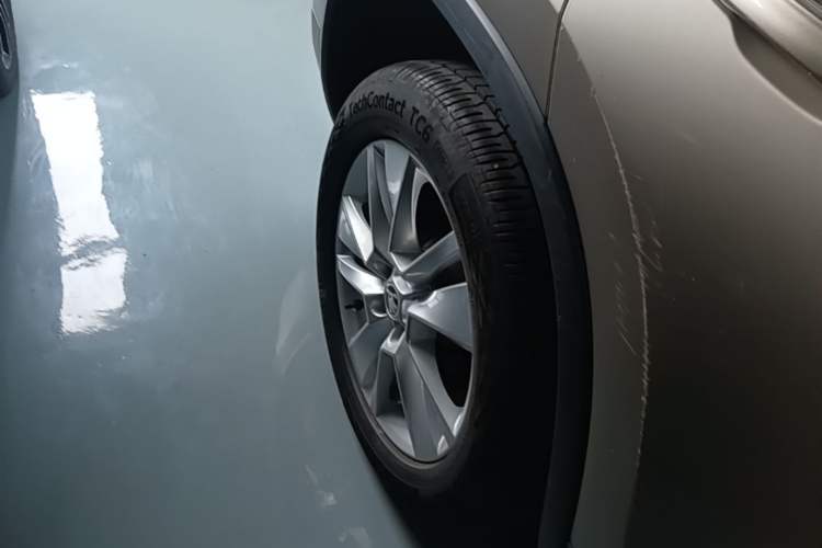 Used Skoda Kodiaq 2018 Facelifted TSI330 5-Seater Two-Wheel-Drive Luxury Enjoyment Edition Right Rear Wheel Hub
