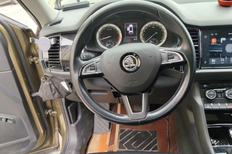 Used Skoda Kodiaq 2018 Restyled TSI330 7-Seater Two-Wheel Drive Luxury Enjoyment Edition Steering Wheel