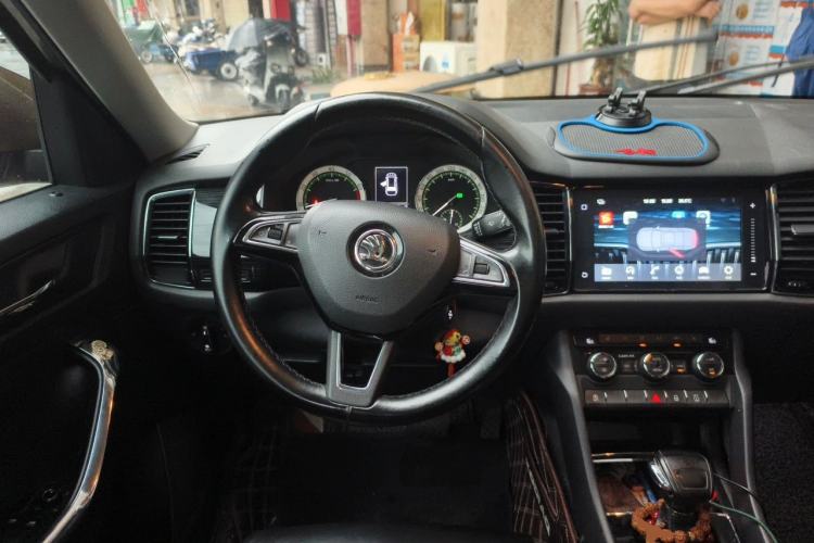 Used Skoda Kodiaq 2018 Restyled TSI330 7-Seater Two-Wheel Drive Luxury Enjoyment Edition Steering Wheel