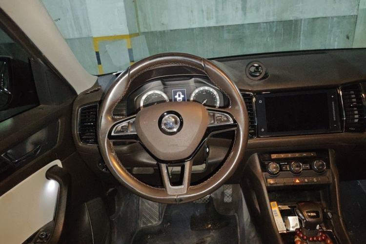 Used Skoda Kodiaq 2018 TSI330 7-Seater Two-Wheel-Drive Luxury Enjoyment Edition Steering Wheel