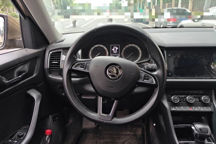 Used Skoda Kodiaq 2018 Restyled TSI330 7-Seater Two-Wheel Drive Luxury Enjoyment Edition Steering Wheel