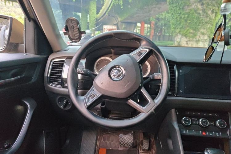Used Skoda Kodiaq 2018 TSI330 7-Seater Two-Wheel-Drive Luxury Enjoyment Edition Steering Wheel