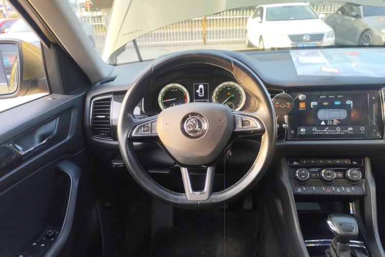Used Skoda Kodiaq 2018 Restyled TSI330 7-Seater Two-Wheel Drive Luxury Enjoyment Edition Steering Wheel