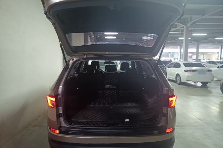 Used Skoda Kodiaq 2018 Restyled TSI330 7-Seater Two-Wheel Drive Luxury Enjoyment Edition Trunk