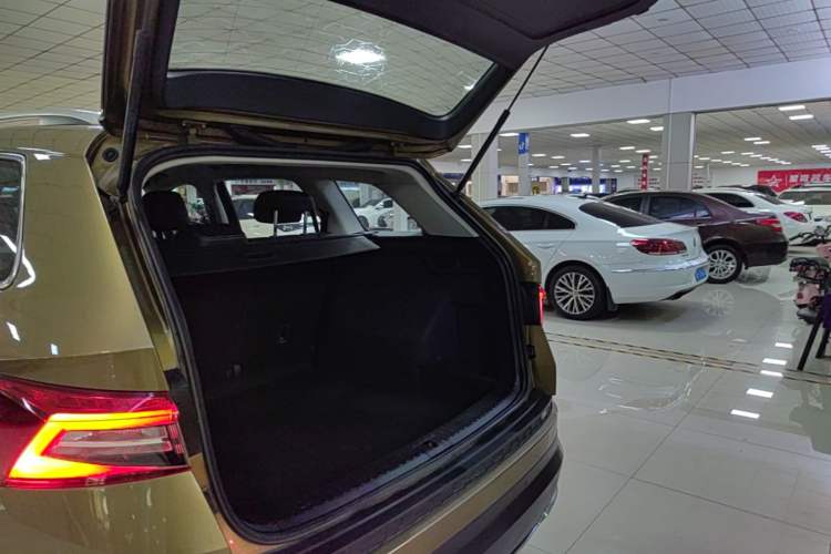 Used Skoda Kodiaq 2018 TSI330 5-Seater Two-Wheel-Drive Luxury Enjoyment Edition Trunk