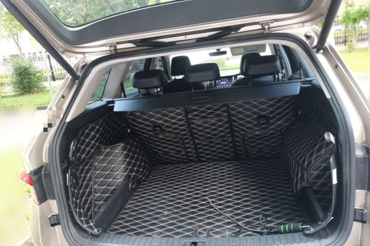 Used Skoda Kodiaq 2018 Facelifted TSI330 5-Seater Two-Wheel-Drive Luxury Enjoyment Edition Trunk
