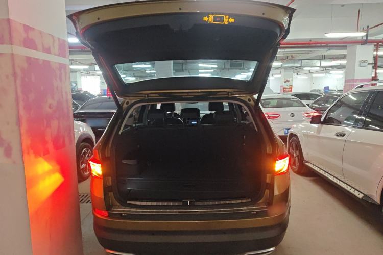 Used Skoda Kodiaq 2018 TSI330 7-Seater Two-Wheel-Drive Luxury Enjoyment Edition Trunk