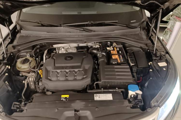 Used Skoda Kodiaq 2019 Restyled TSI330 5-Seater Two-Wheel Drive Comfort Version China VI Standard Engine Bay