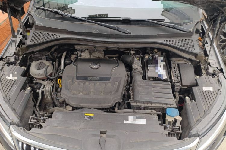 Used Skoda Kodiaq 2019 Facelifted TSI330 7-Seater Two-Wheel-Drive Luxury Enjoyment Edition China VI Standard Engine Bay