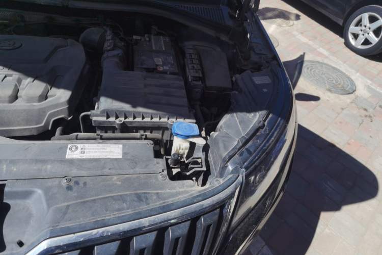 Used Skoda Kodiaq 2019 TSI330 5-Seat Two-Wheel Drive Standard Edition China V Emission Standard Engine Bay Left