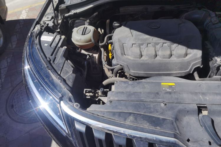 Used Skoda Kodiaq 2019 TSI330 5-Seat Two-Wheel Drive Standard Edition China V Emission Standard Engine Bay Right
