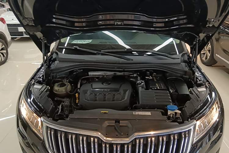 Used Skoda Kodiaq 2019 TSI330 7-Seater Two-Wheel-Drive Comfort Edition China V Standard Engine Bay