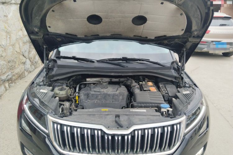 Used Skoda Kodiaq 2019 Facelifted TSI330 5-Seater Two-Wheel-Drive Luxury Enjoyment Edition China VI Standard Engine Bay