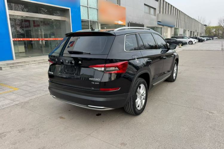 Used Skoda Kodiaq 2019 Facelifted TSI330 5-Seater Two-Wheel-Drive Luxury Enjoyment Edition China VI Standard Exterior 4