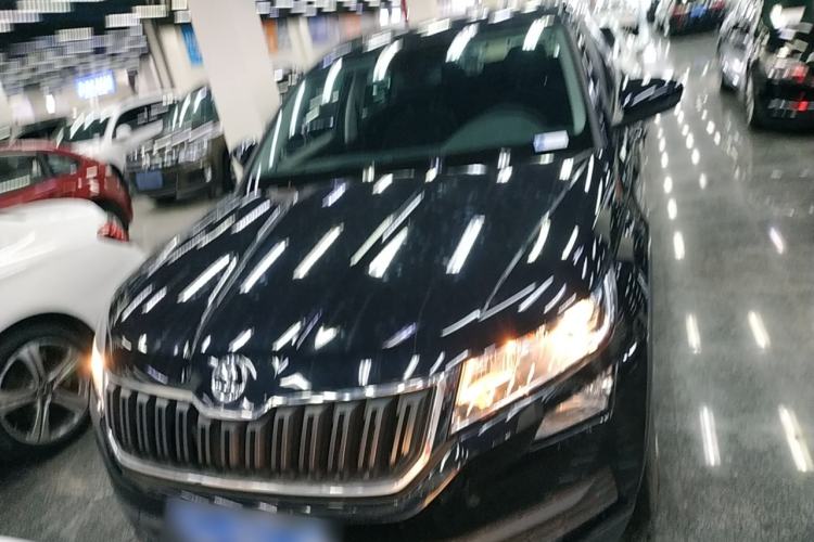 Used Skoda Kodiaq 2019 Restyled TSI330 5-Seater Two-Wheel Drive Standard Version China VI Front