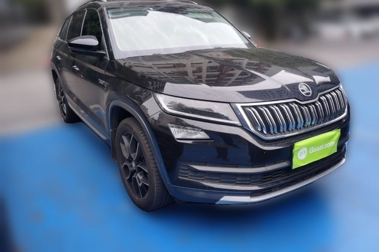 Used Skoda Kodiaq 2019 Facelifted TSI330 5-Seater Two-Wheel-Drive Luxury Enjoyment Edition China VI Standard Front Right 45 Deg