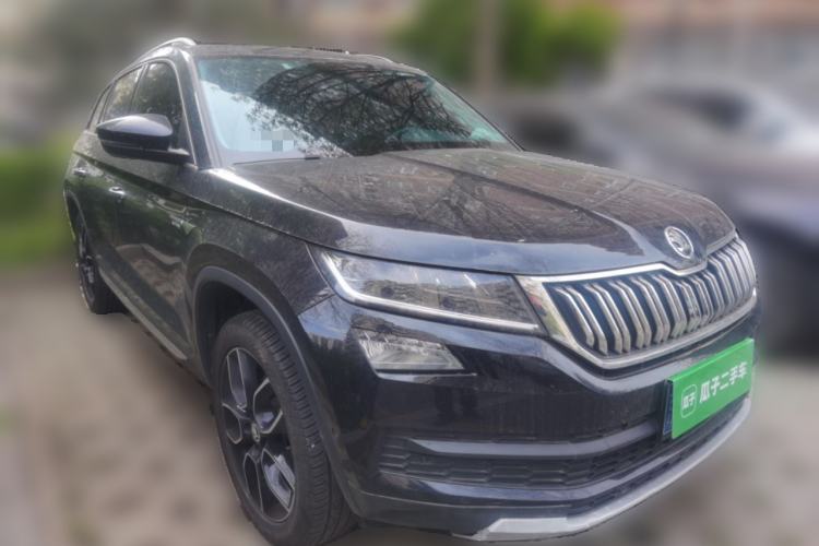 Used Skoda Kodiaq 2019 Facelifted TSI330 7-Seater Two-Wheel-Drive Luxury Enjoyment Edition China VI Standard Front Right 45 Deg