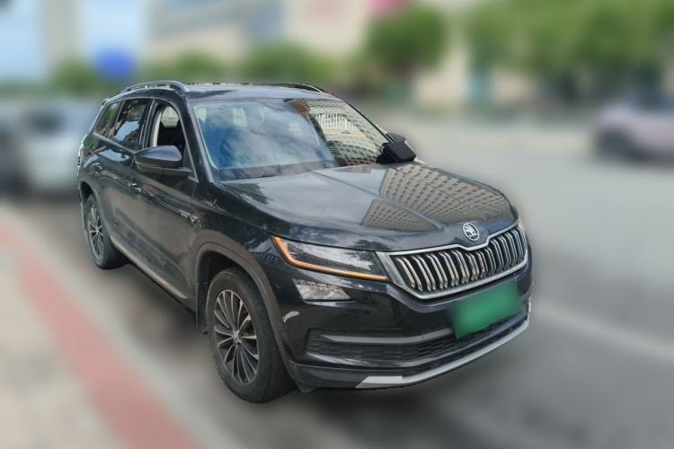 Used Skoda Kodiaq 2019 Facelifted TSI330 5-Seater Two-Wheel-Drive Luxury Enjoyment Edition China V Emission Standard Front Right 45 Deg